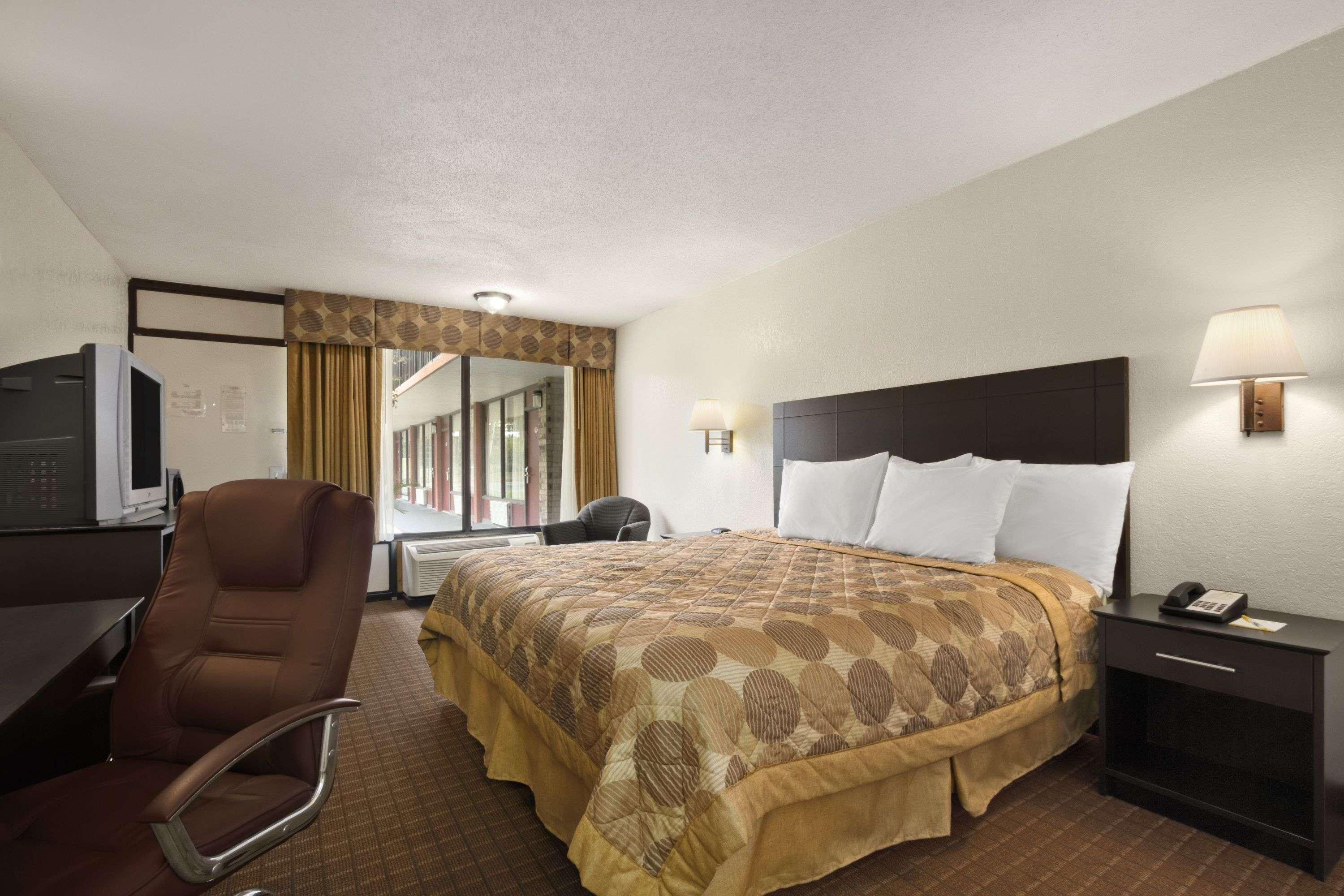 Days Inn By Wyndham Port Royal/Near Parris Island Kültér fotó
